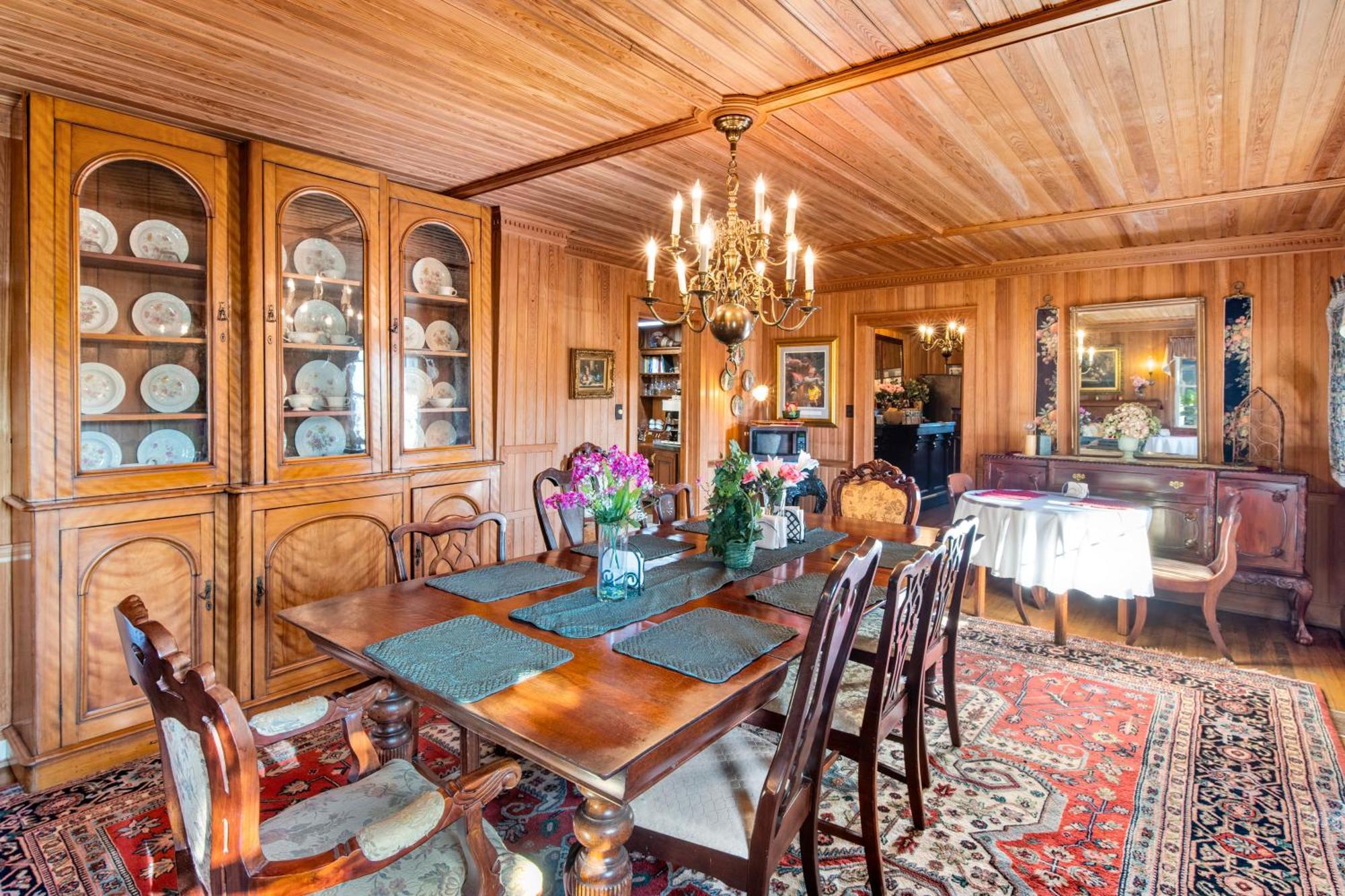 The Castle Bed And Breakfast Ocracoke Esterno foto