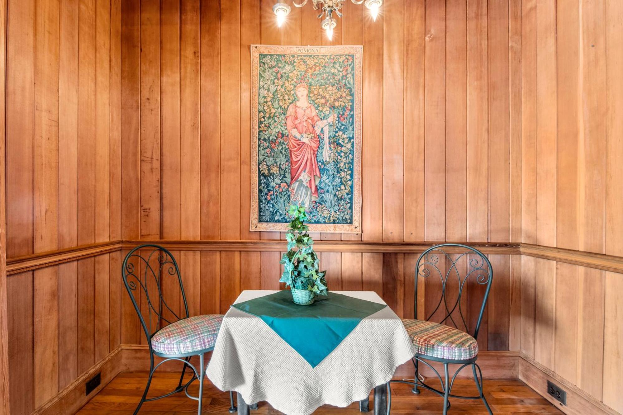 The Castle Bed And Breakfast Ocracoke Esterno foto