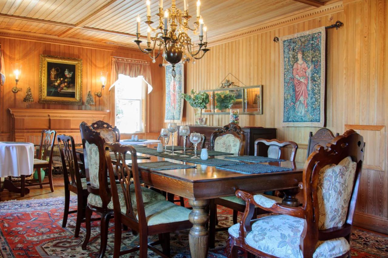The Castle Bed And Breakfast Ocracoke Esterno foto