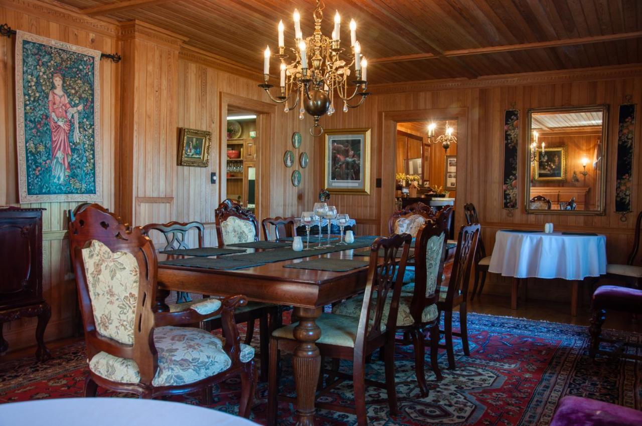 The Castle Bed And Breakfast Ocracoke Esterno foto